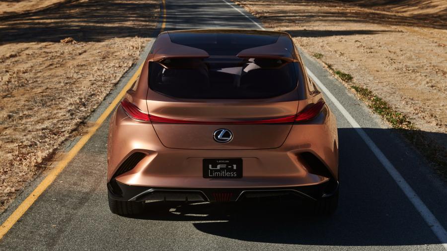  Lexus LF-1 Limitless 2018 года  (фото 8 из 72)